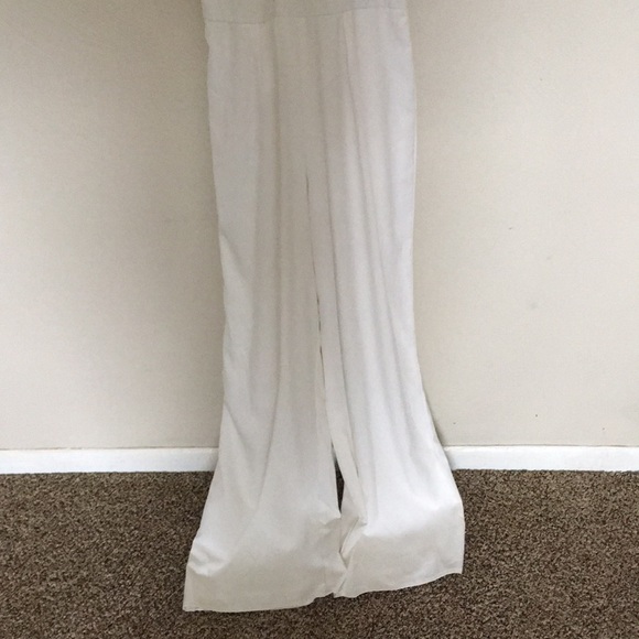 WHITE JUMPSUIT - Picture 3 of 6